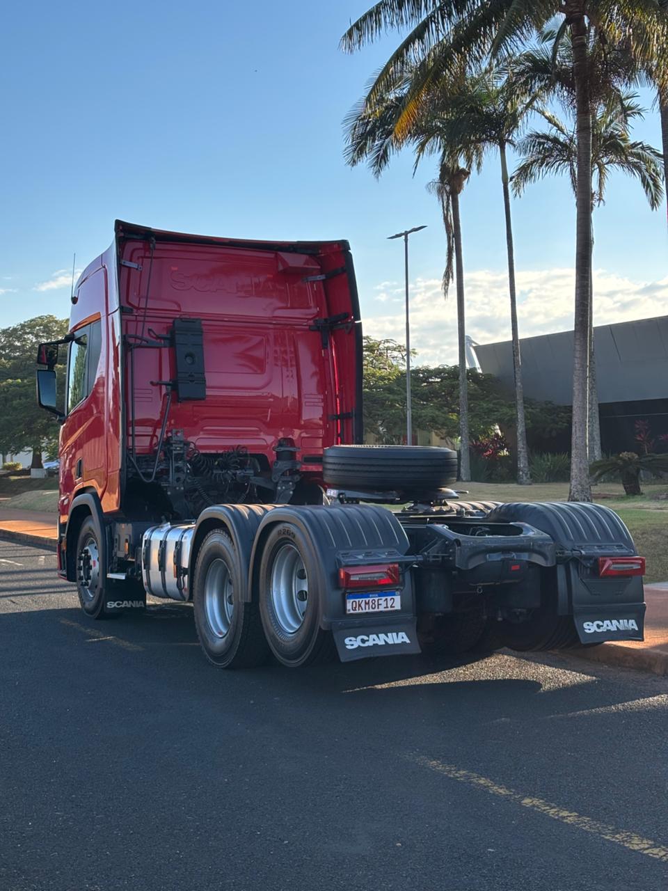 Scania R460 6x2 ano 2024