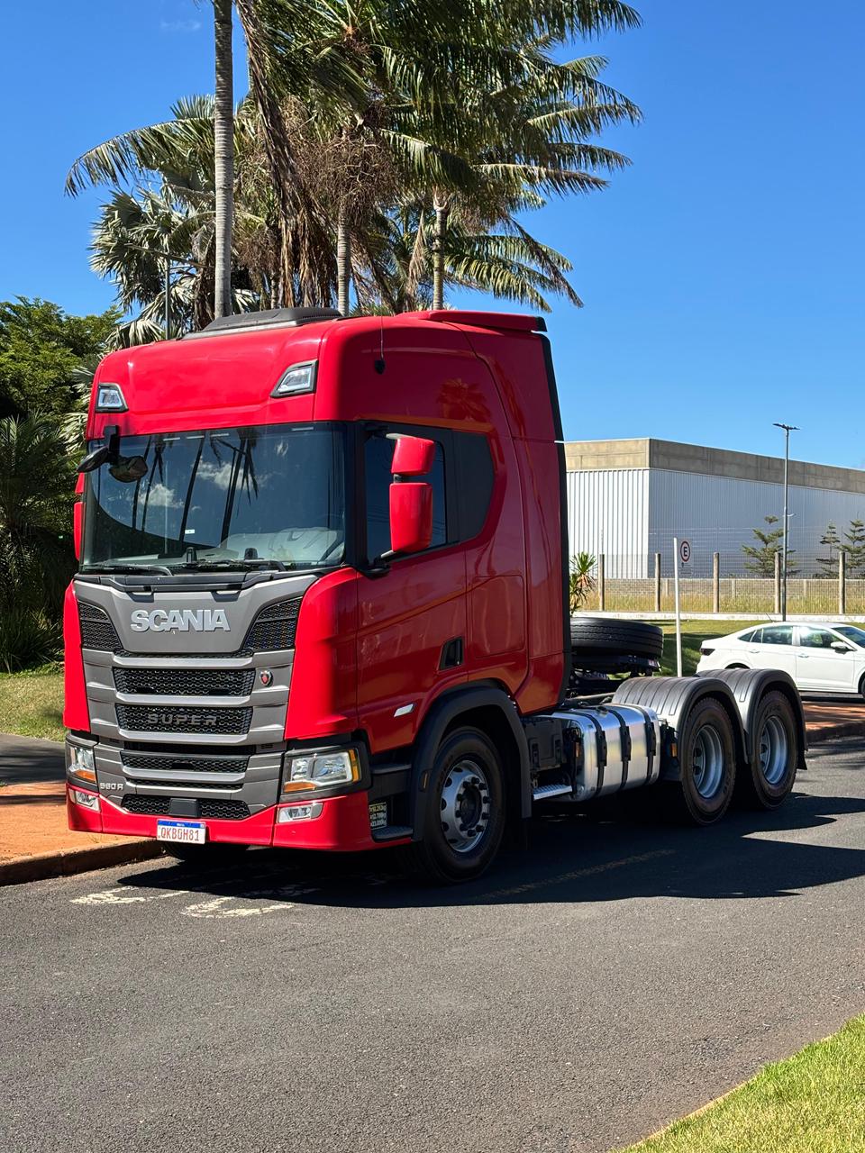Scania R560 disponível na Cocal Seminovos
