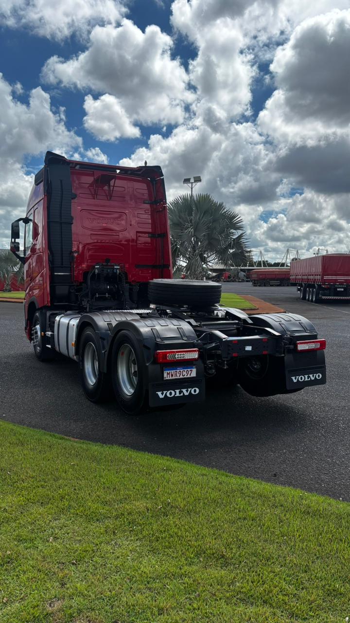 Volvo FH 460 6x2 ano 2024 2025
